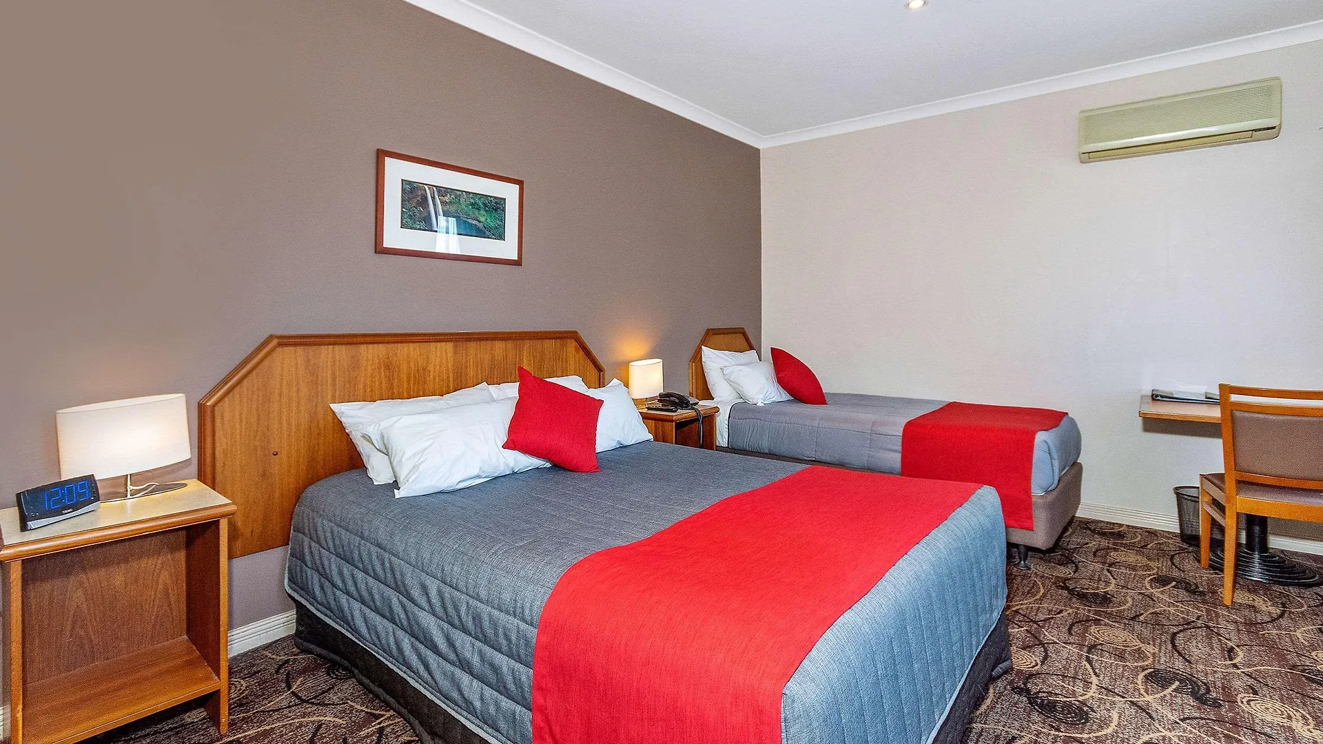 Quality Hotel Bayswater Perth