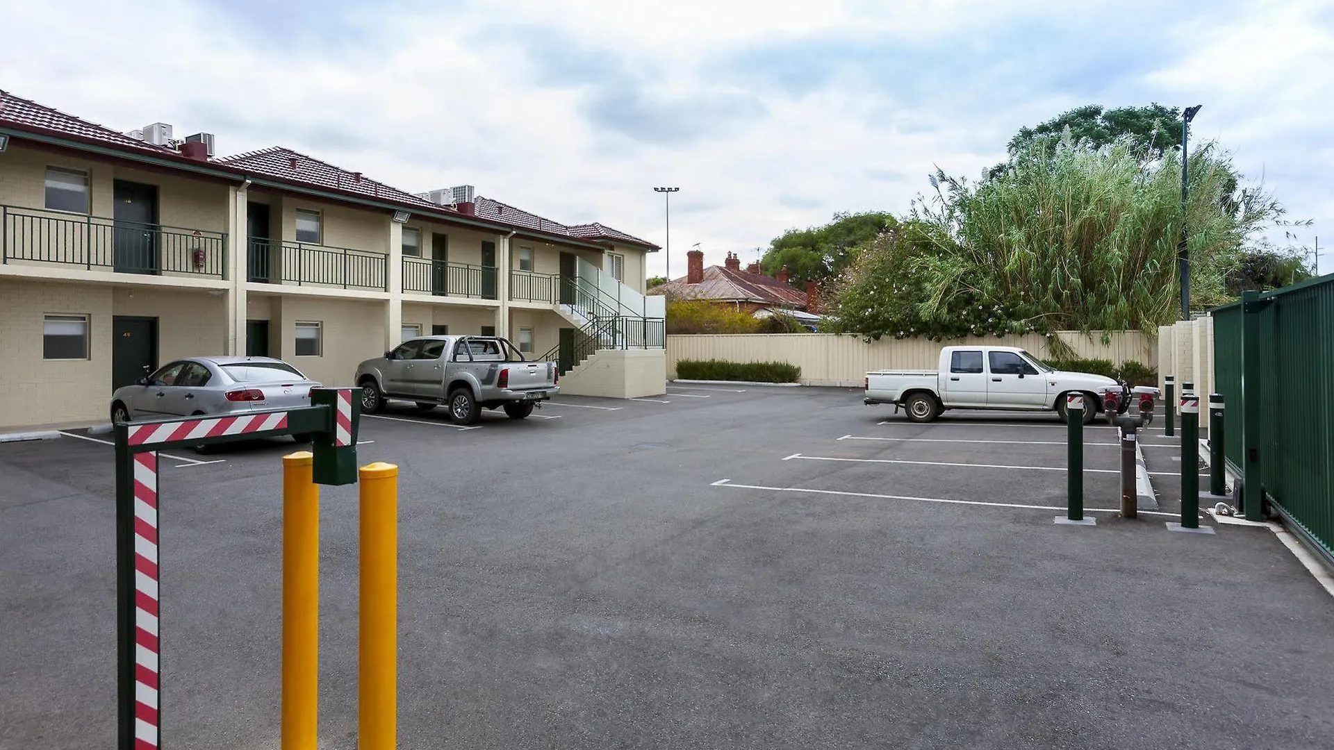 Quality Hotel Bayswater Perth