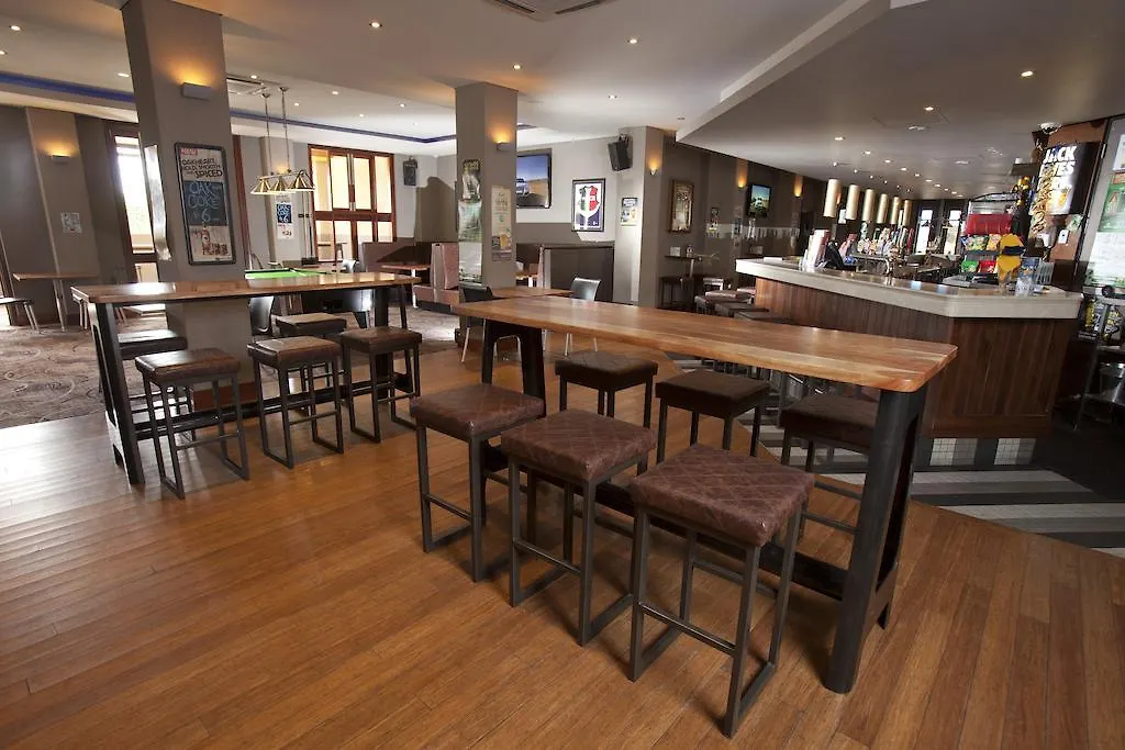 Quality Hotel Bayswater Perth 3*,  Australien