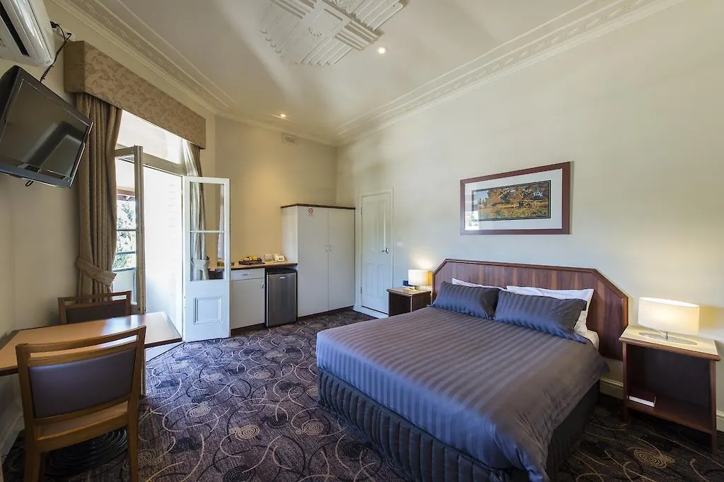 Quality Hotel Bayswater Perth