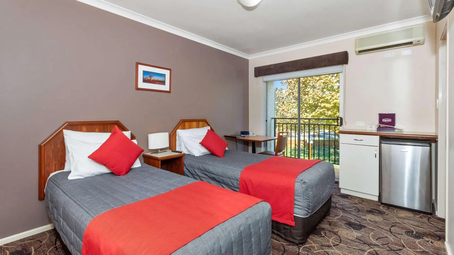 Quality Hotel Bayswater Perth