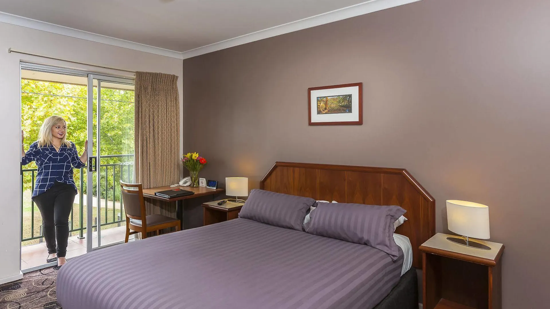 Quality Hotel Bayswater Perth 3*,